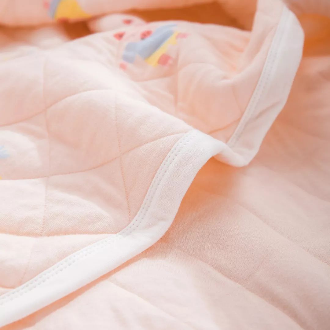 闪购|蚕丝被都能水洗了，还有什么理由不入一条呢？