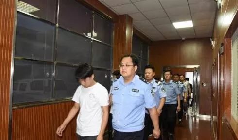 每天3分钟尽览天下事（微信、支付宝可免费申领ETC/年底前，河南又有5条高速要通车/本月郑州有9场主题招聘会等你来）