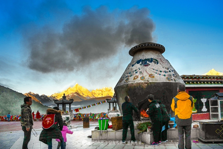 变幻莫测的卡瓦格博,卡瓦格博神山图片大全