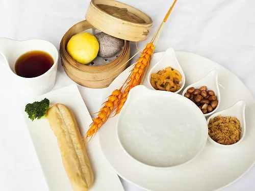 嘉华夏日运动盛惠来袭,全场瑜伽卡6.6折,健身卡8折