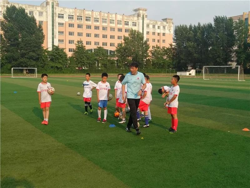 「毕业季之五」——沈河体校蓝天足球俱乐部：足球是纽带毕业不散场