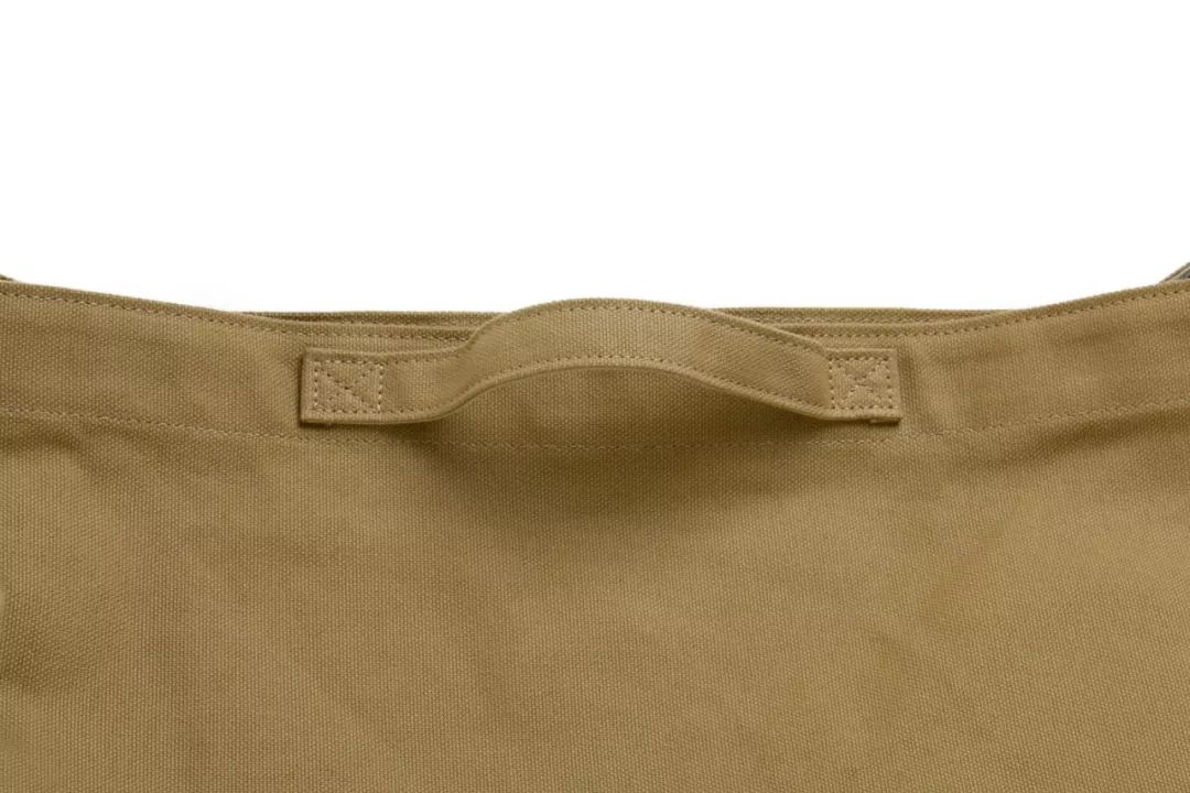 透支信用卡的女孩子,透支买奢侈品的女人