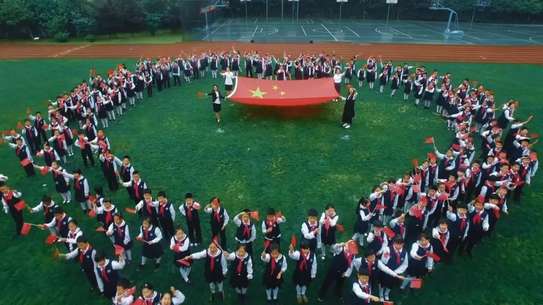 宁波北仑银泰地铁站,银泰表白