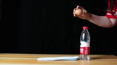 中国造了双变态小白鞋！狂虐20万次不皱！自带800散热孔，百元就搞定