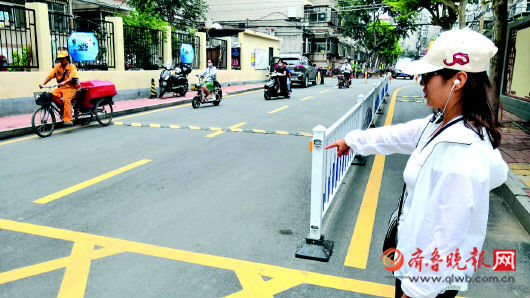 骑车过减速带被弹起来,骑摩托车被弹飞后续