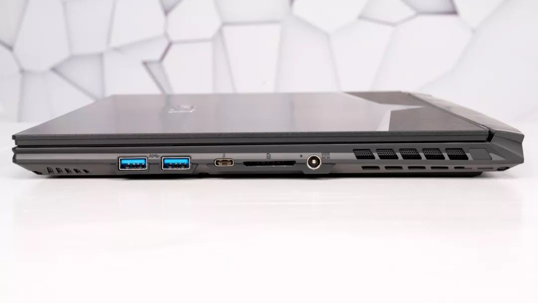 聊一款入门级的一线品牌游戏本,聊一款刚发布的新品游戏本