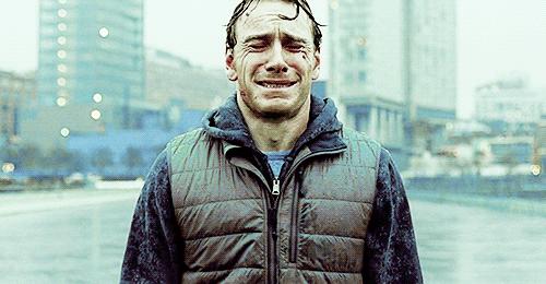 小孩误食衣物消毒液该怎么办,小孩误喝消毒液会有什么症状