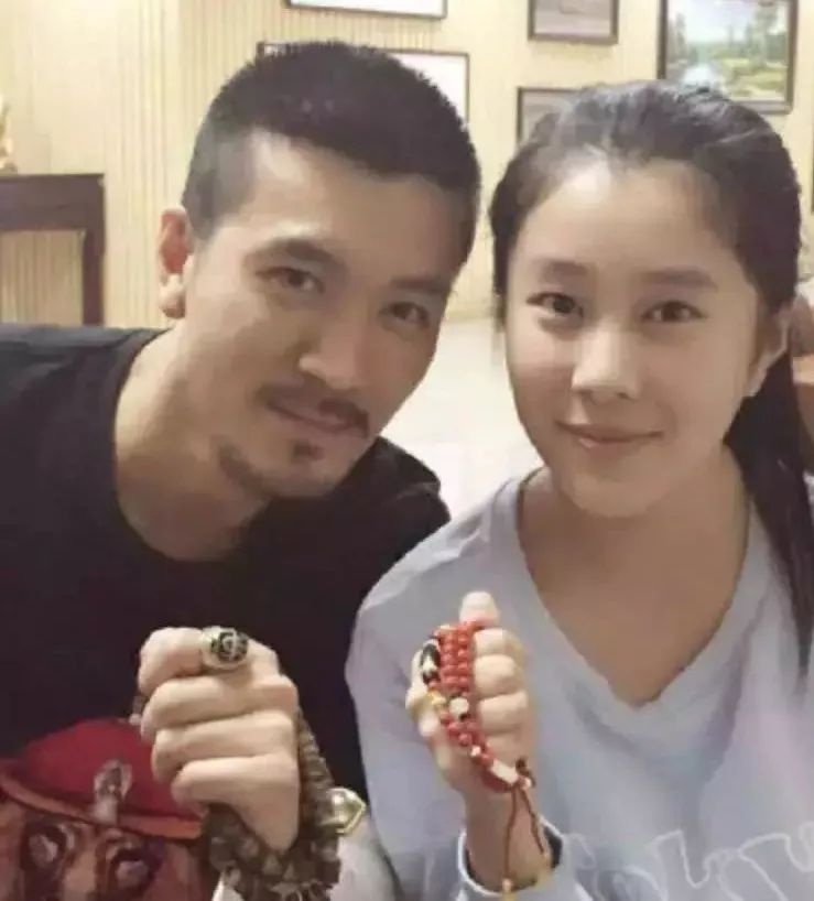 什么样的脸型不容易老,脸型比同龄人看起来小