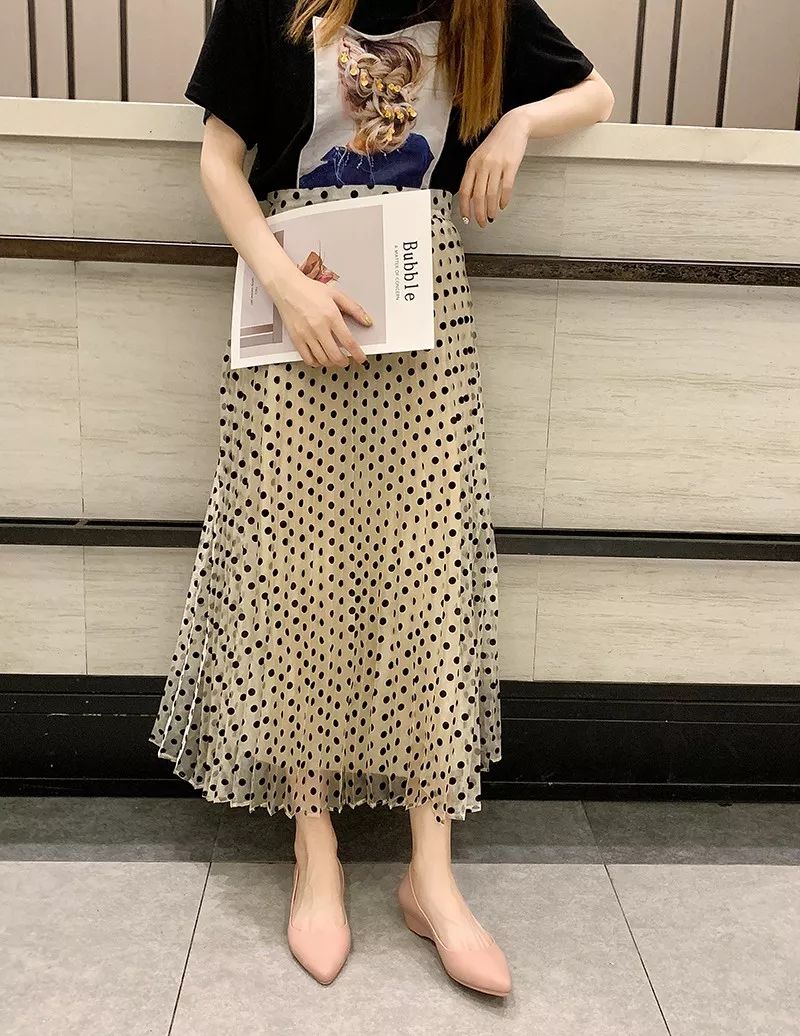 别再说雨鞋捂脚又显丑!有了它,增高显腿长!我天天盼着下雨