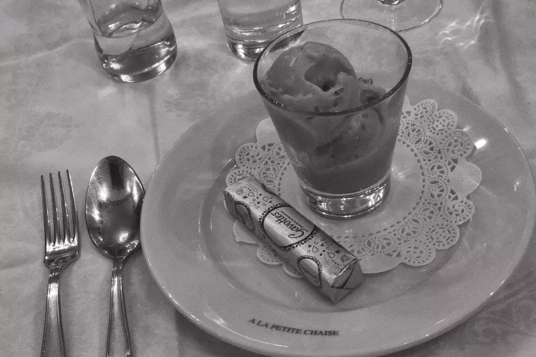 走出成都|幸运的人,才可以在巴黎自由迷失