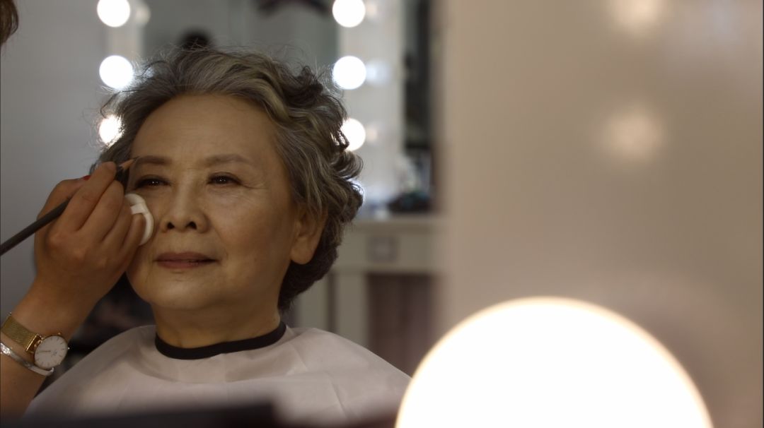 三代人的杭漂生活,73岁模特奶奶的杭漂生活