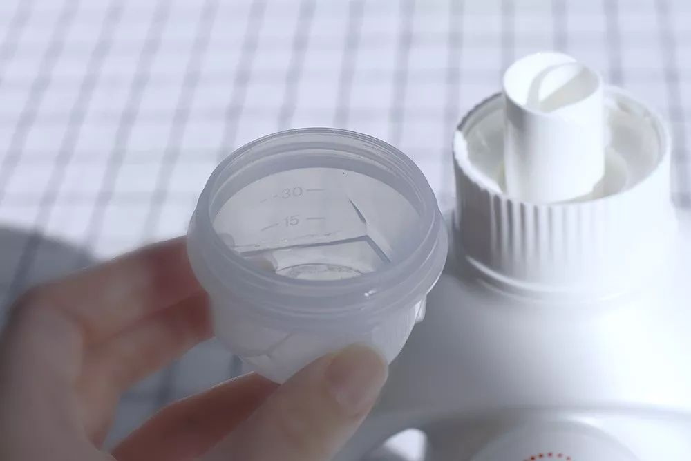 聊生活|来自张艺兴的灵魂拷问-“衣服上残留的泡泡怎么办？”