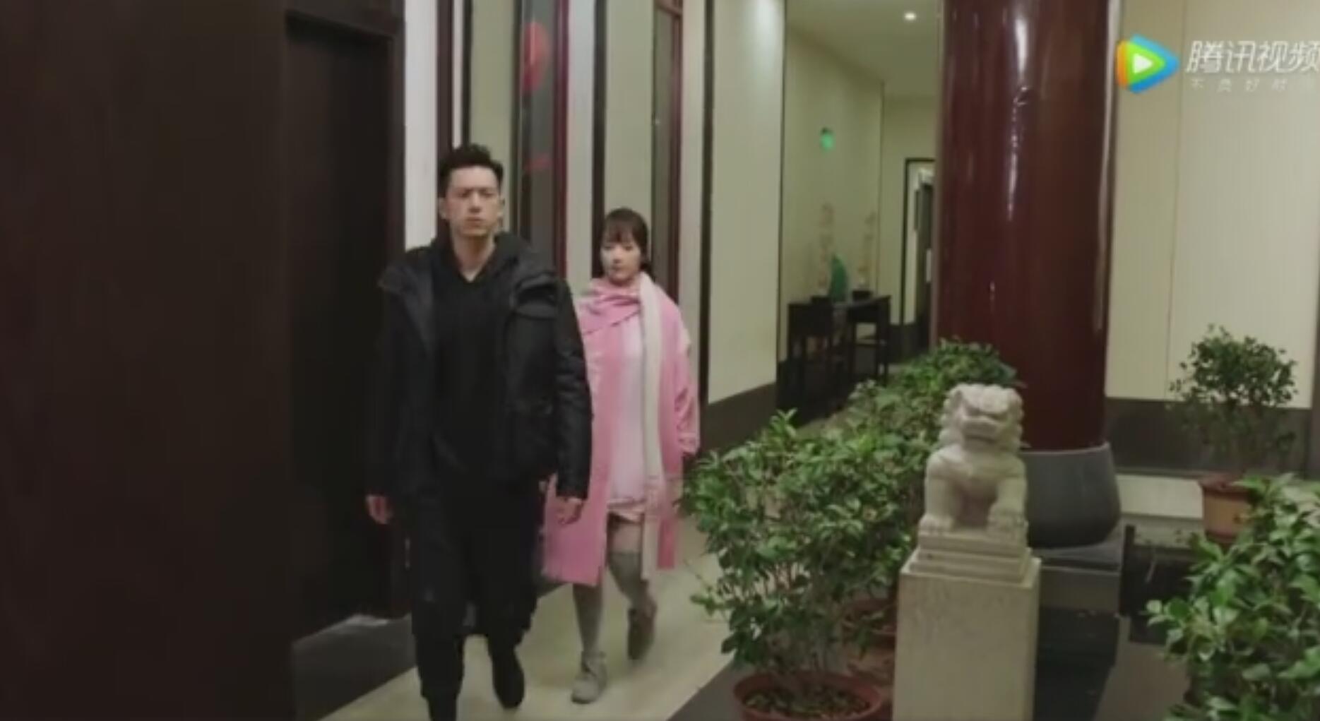 佟年造型,佟年的造型