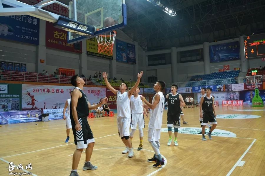 nba2konline压哨超远三分,篮球赛最后一秒超远三分逆转比分