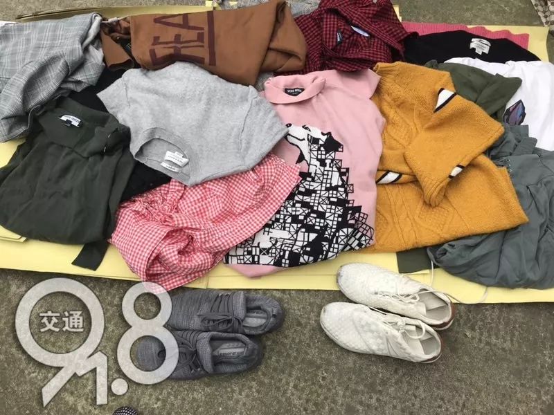 杭州小情侣双双被刑拘,4000多的衣服