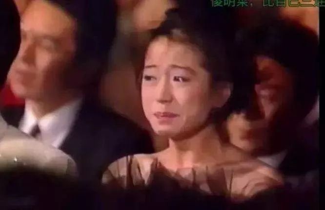 在新人选秀节目里，我看到了一位复古歌姬