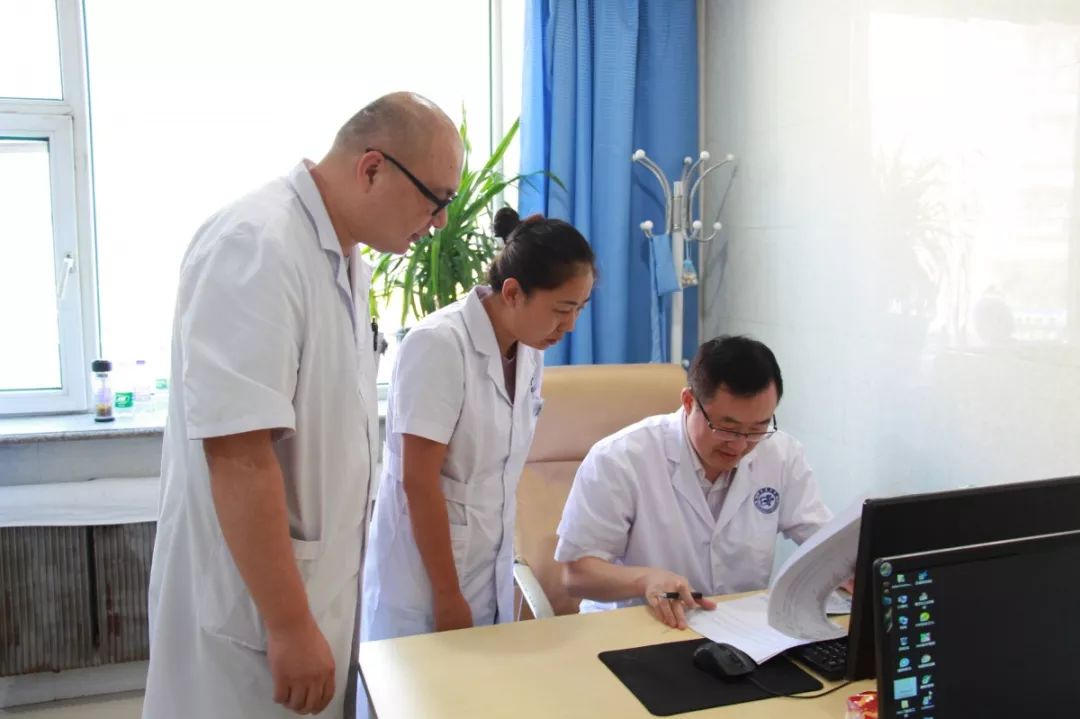 银屑病公益治疗,银屑病哪个专家好治愈率高