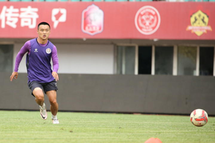 黑龙江fc对长春亚泰,黑龙江fc对战青岛黄海