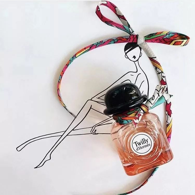 魔鬼李佳琦、直播一姐薇娅又带火了哪些单品