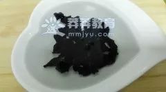 催乳食谱猪蹄汤,孕妇催乳猪脚汤