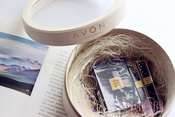 「苏珊莉莉lily」你的香气，让想象触手可及