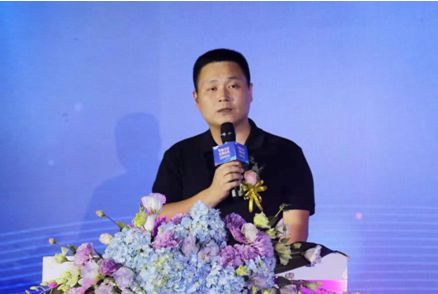 “星耀天汉宏创未来”红星美凯龙汉中堂宏商场全球招商发布会荣耀启幕