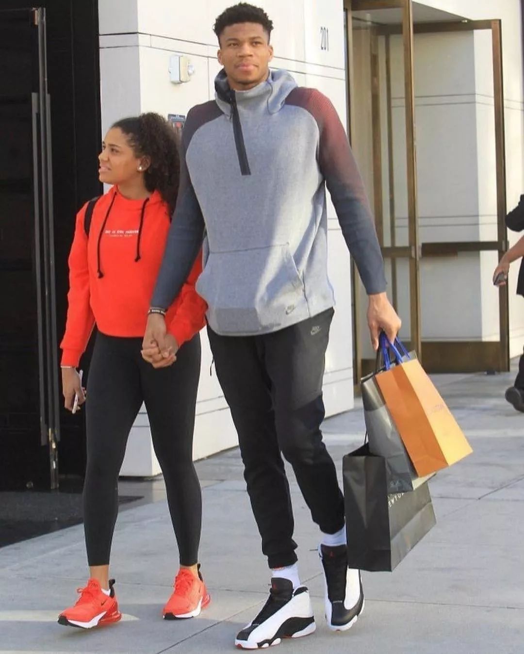 中国男篮拿2个金牌,中国男篮最新上脚球鞋