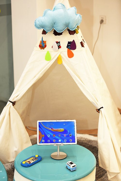 告别课外补习班华为平板M6让孩子的学习回归寓教于乐