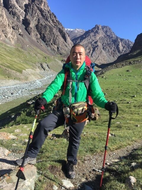 雪峰冰川雪莲草甸十分的激动八分憾——2019年7月环博格达纪实