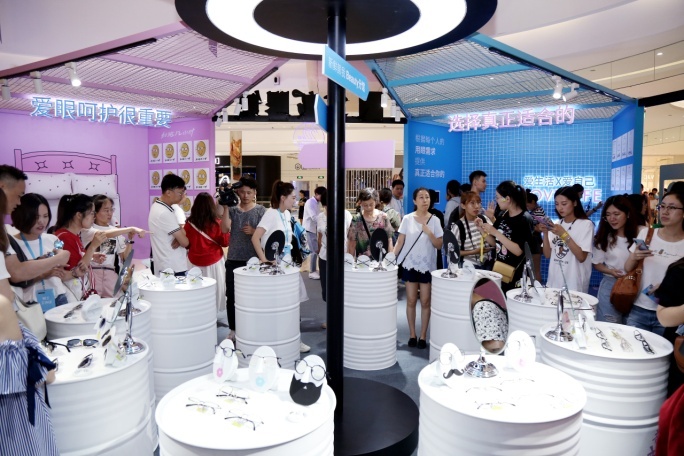 毛不易戴的眼镜,毛不易同款新眼镜框