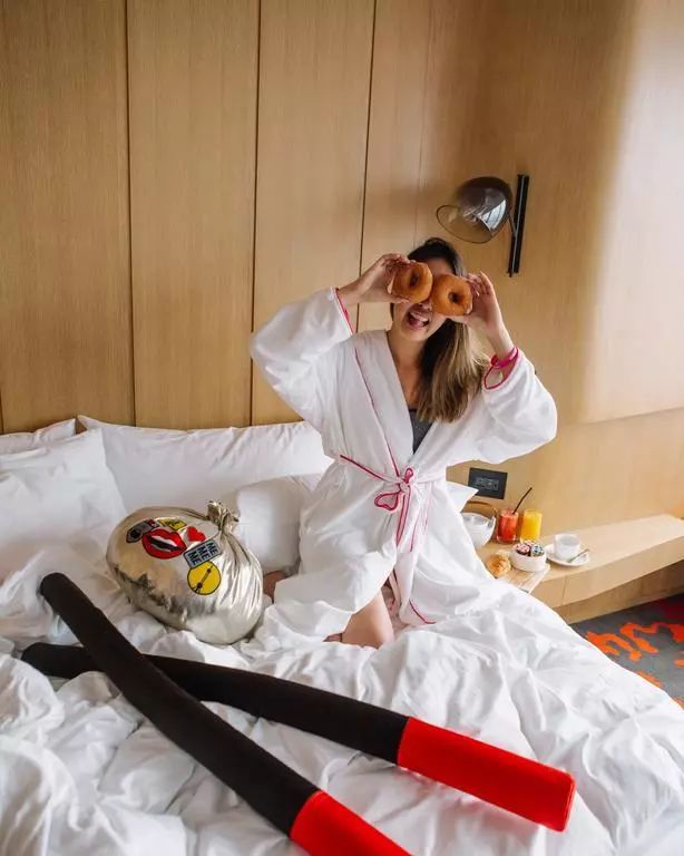 让我们谈一场光明正大的恋爱,让我们谈一次光明正大的恋爱