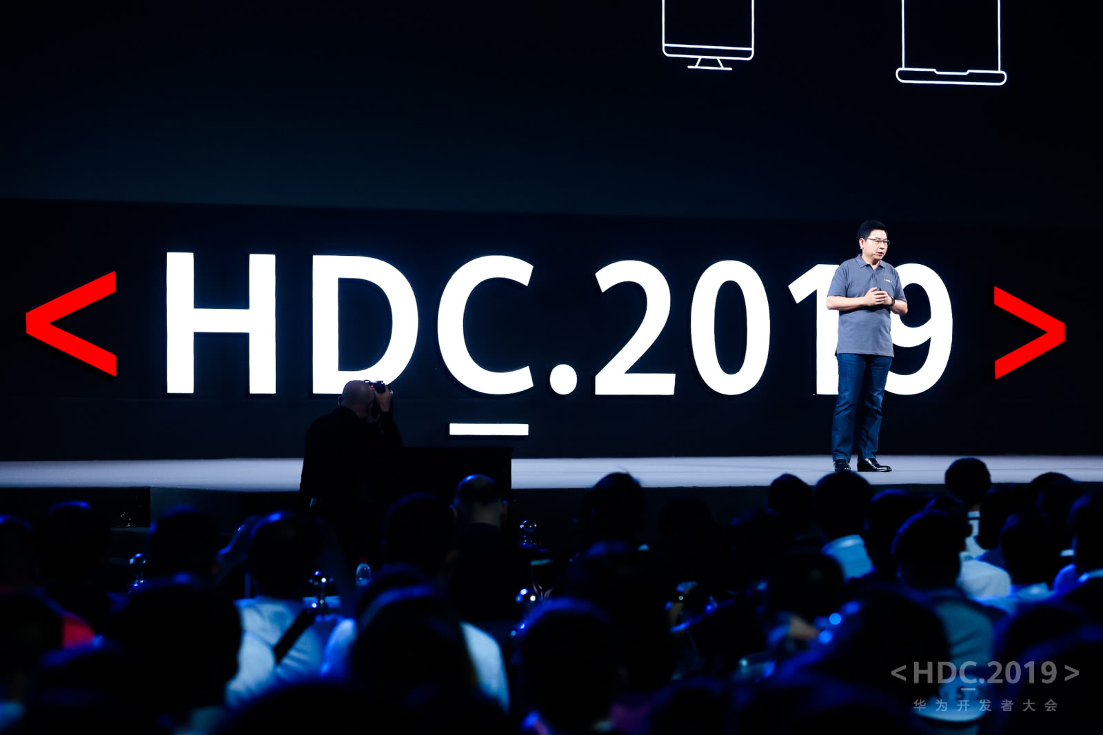 余承东发布华为3.0鸿蒙,余承东华为鸿蒙兼容安卓吗