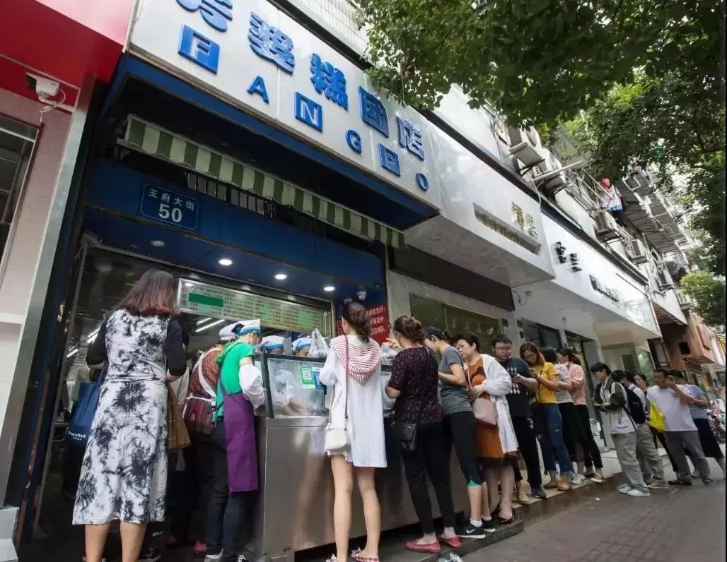 秦淮小吃街附近有什么好吃的,老秦淮推荐美食有哪些