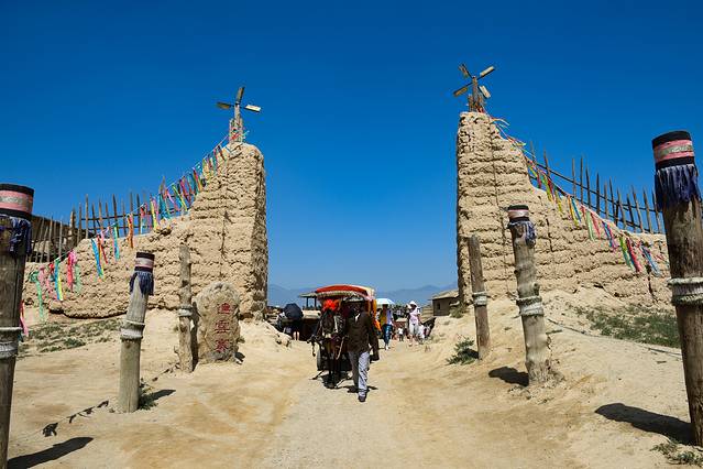 北纬38度仰望星空，每个人都拥有头顶，为什么却看不到星空