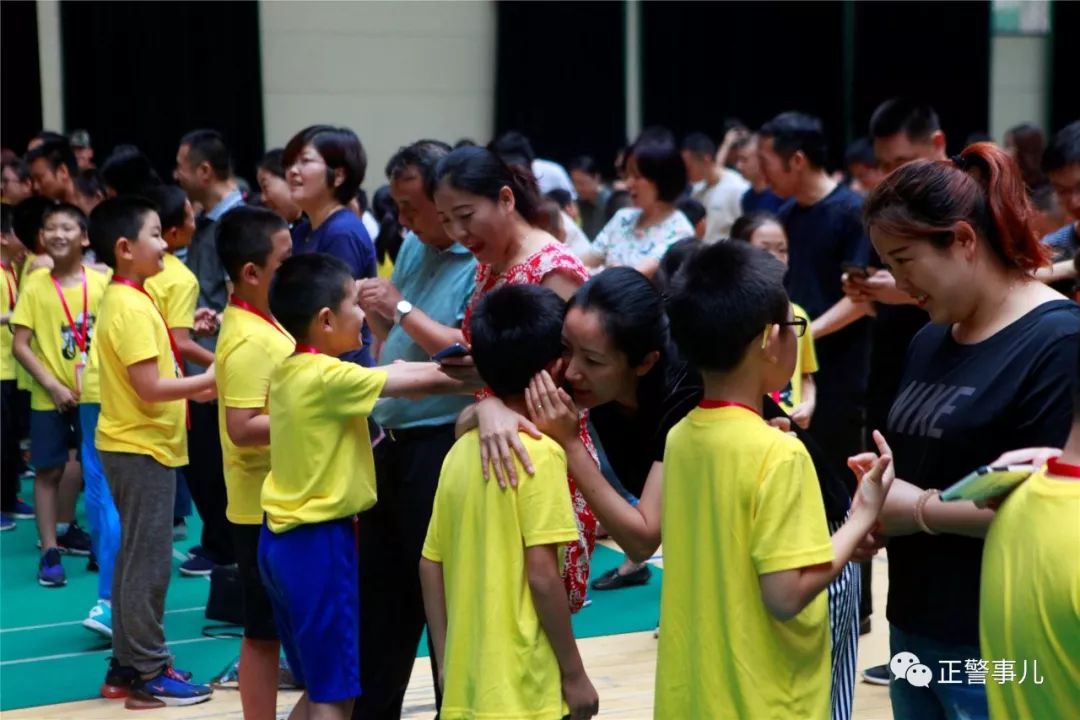 警察的孩子还用政审吗,警察的孩子涉嫌犯罪会丢掉工作吗