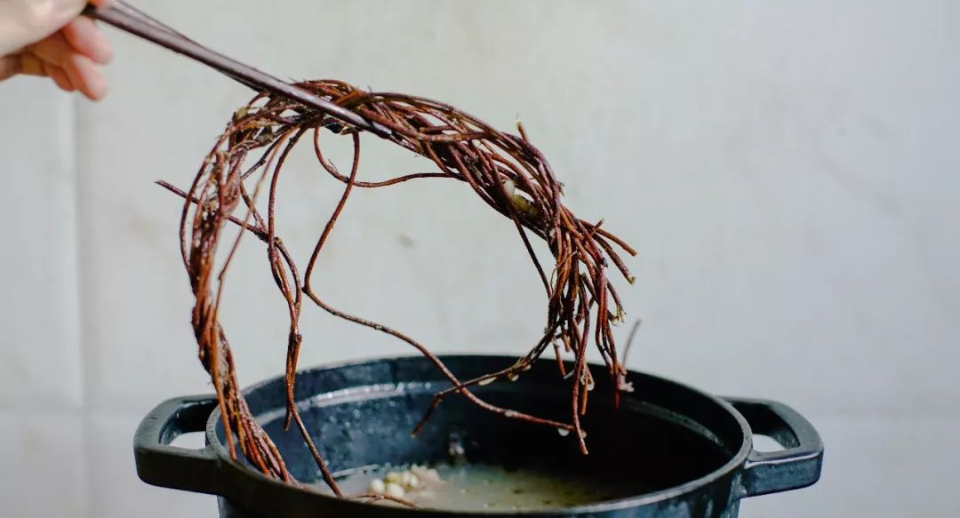 空调房喝什么汤好,夏天在空调房喝什么汤