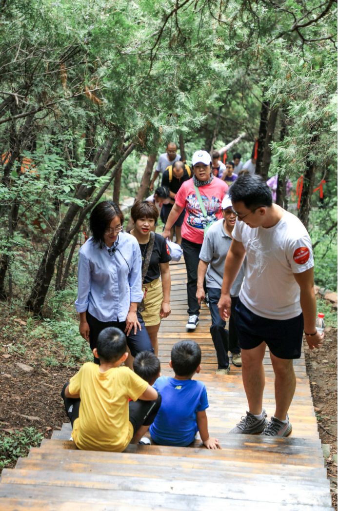 961主播带您去旅游,992自驾游最新视频