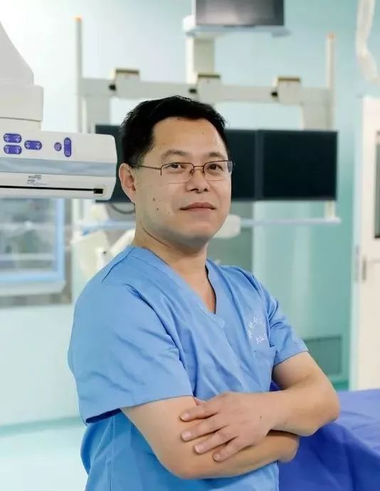 中医治疗脑夹层动脉瘤,3d演示夹层动脉瘤支架治疗