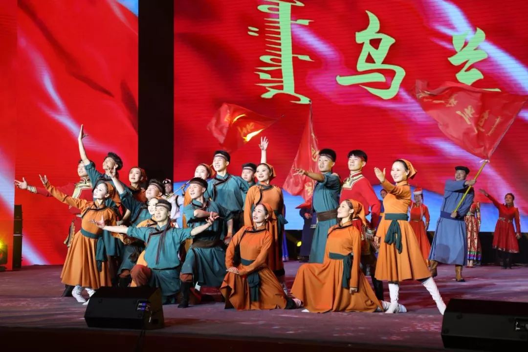 壮丽七十年奋斗新时代微视频,壮丽70年奋斗新时代朗读