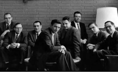 办公室历程,隔间办公室进化史