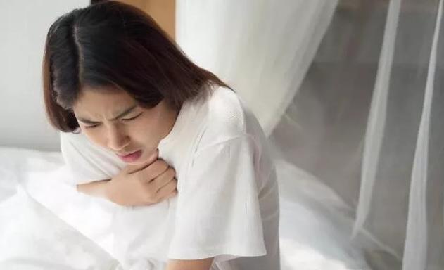 27岁男子突发心梗离世！这种水喝太多，血液会粘如粥