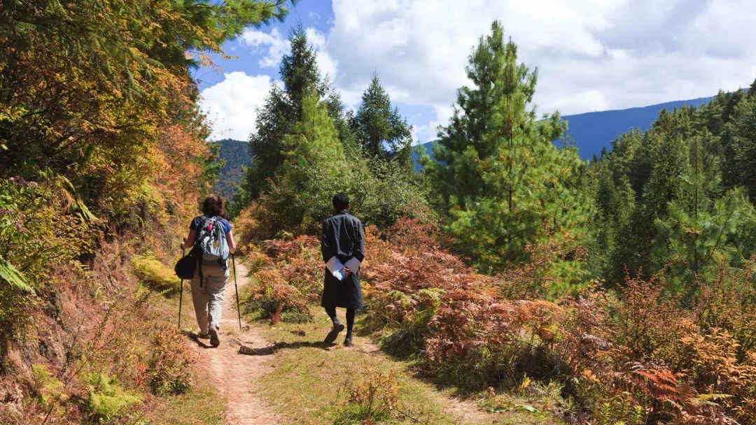 小屋到小屋的远足，走出心中世界