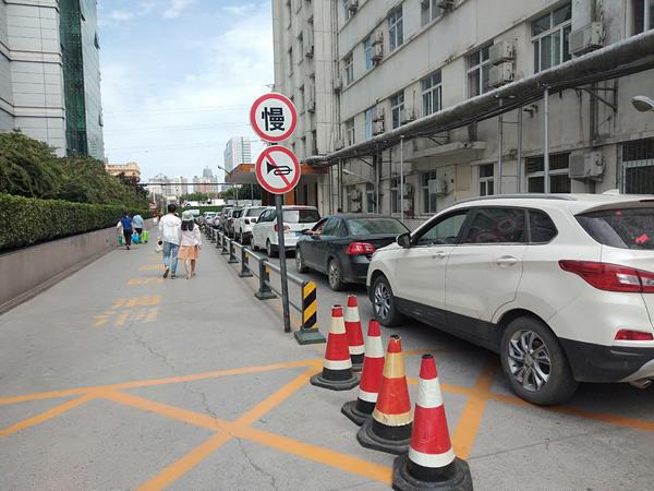 去郑州医院把车停在哪里免费,去郑州医院看病需什么手续