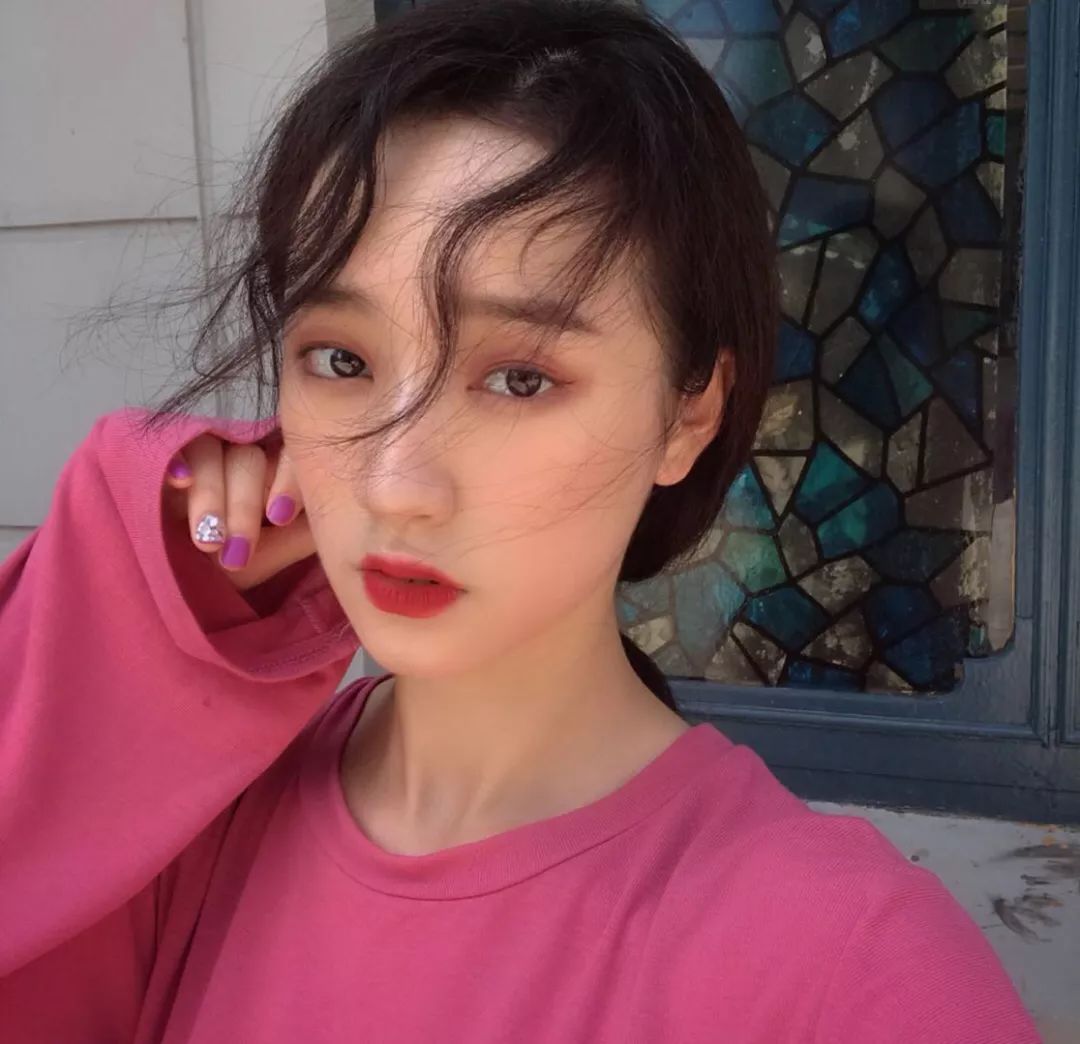 告别厚重卡粉干净底妆2步就行,拯救底妆斑驳卡粉