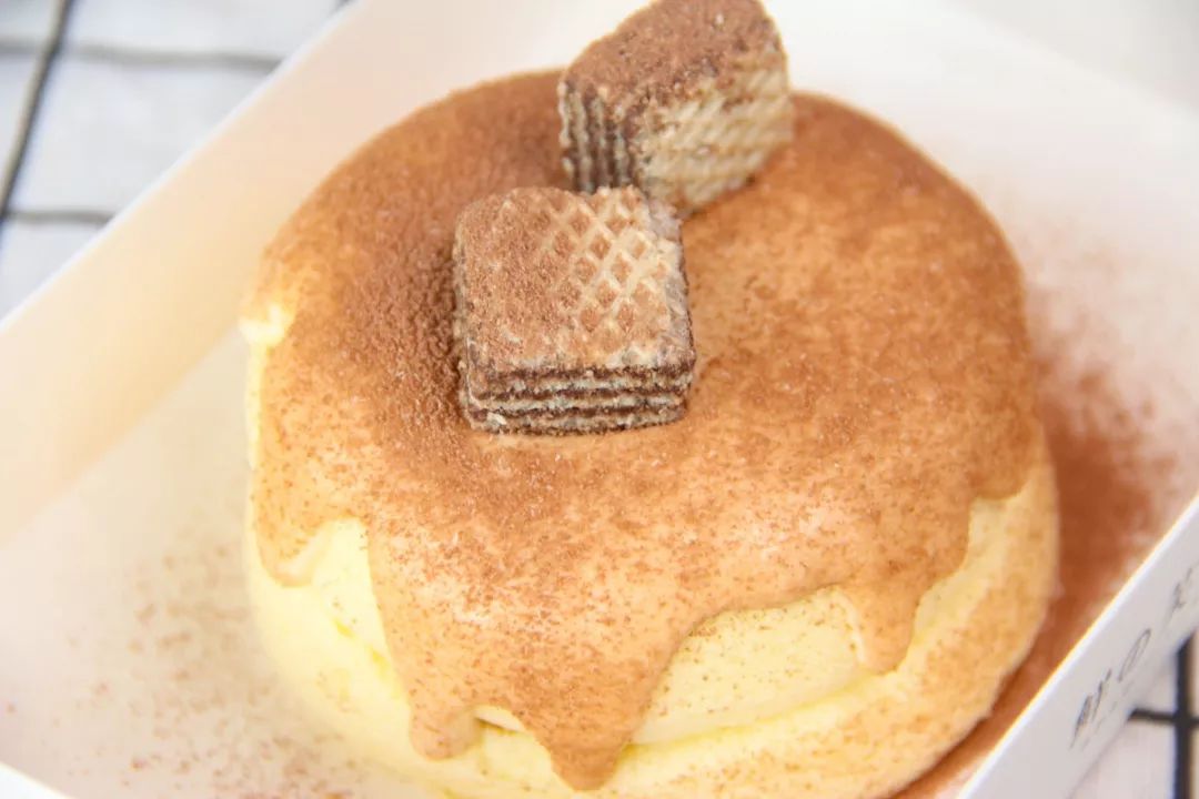 15.8元！即刻拥有火遍社交圈的舒芙蕾+饮品！开学季老板壕疯了