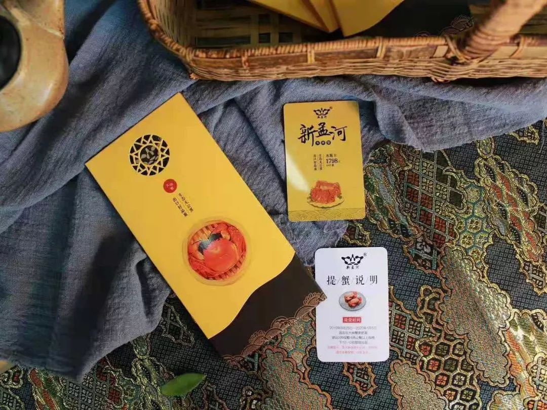 大闸蟹好的蟹黄口感怎么样,这大闸蟹真新鲜咬一口全是蟹黄