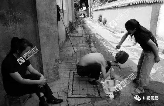 2001年的成都老照片,成都东门消失的老照片