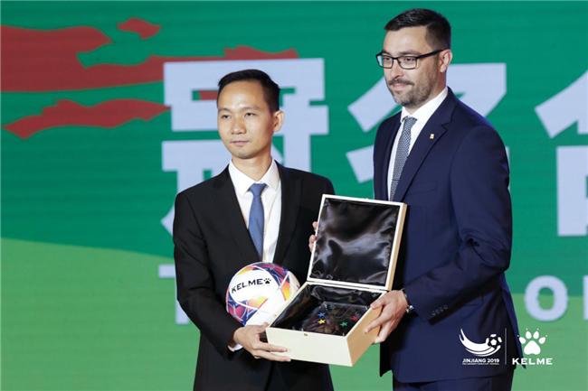 卡尔美赞助皇马球衣,卡尔美赞助的国家队