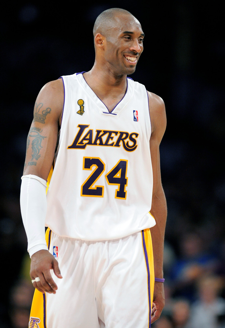 nba职业生涯总薪资最高的10大球星,通货膨胀后的足球运动员身价