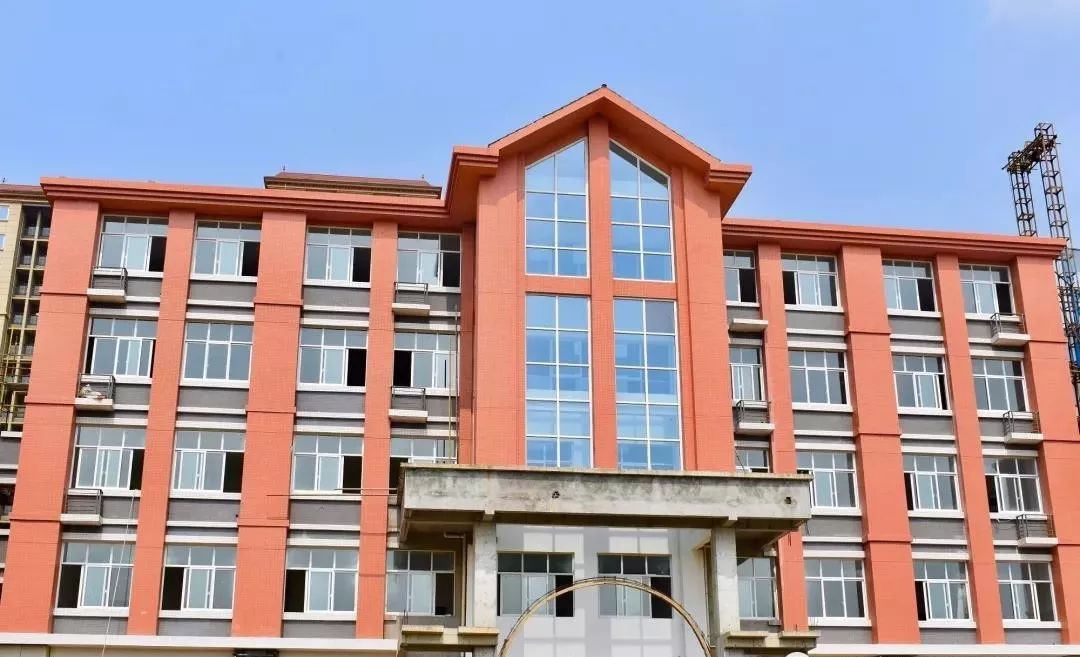 成都各区新投入使用小学大PK，到底谁才是成都新晋网红学校？（内含划片范围）